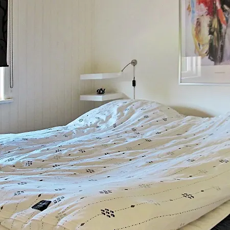 Three-bedroom Holiday In 40 Casa de Férias